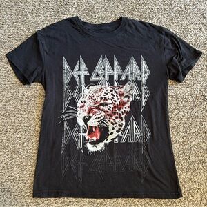 Def Leppard Size SmallBlack Graphic T-Shirt